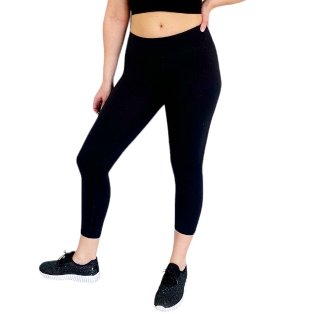 American Eagle black mid rise cropped length stretchy cotton leggings size XS